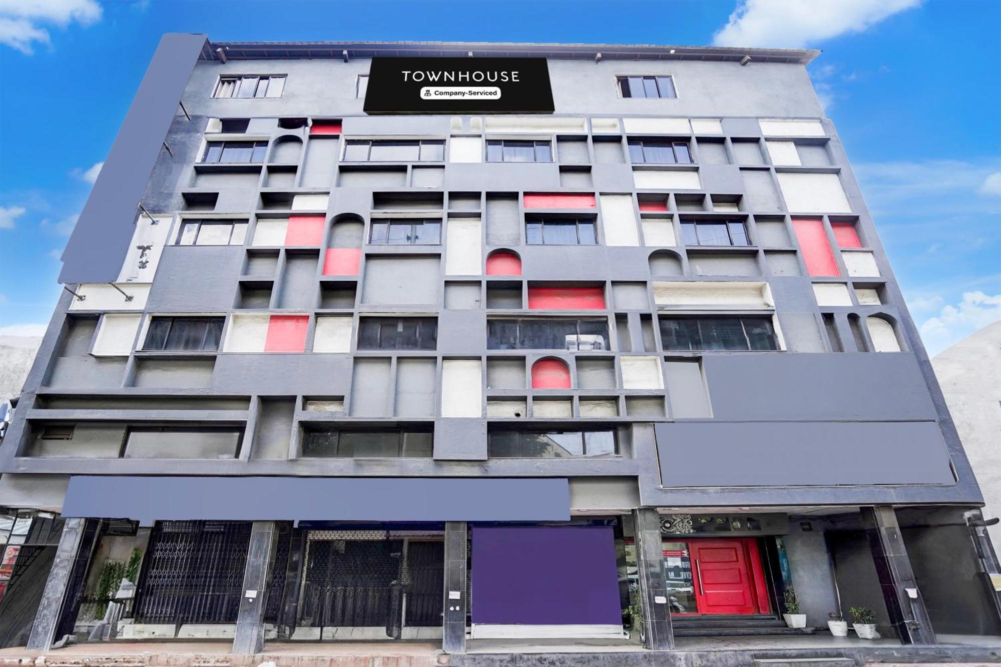 Super Townhouse Nagpur Railway Station Hotel Bagian luar foto