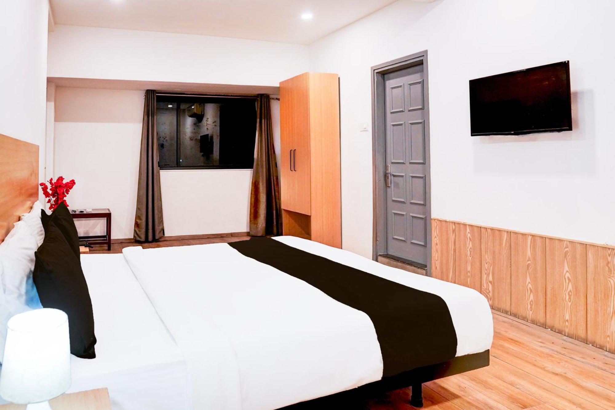Super Townhouse Nagpur Railway Station Hotel Bagian luar foto