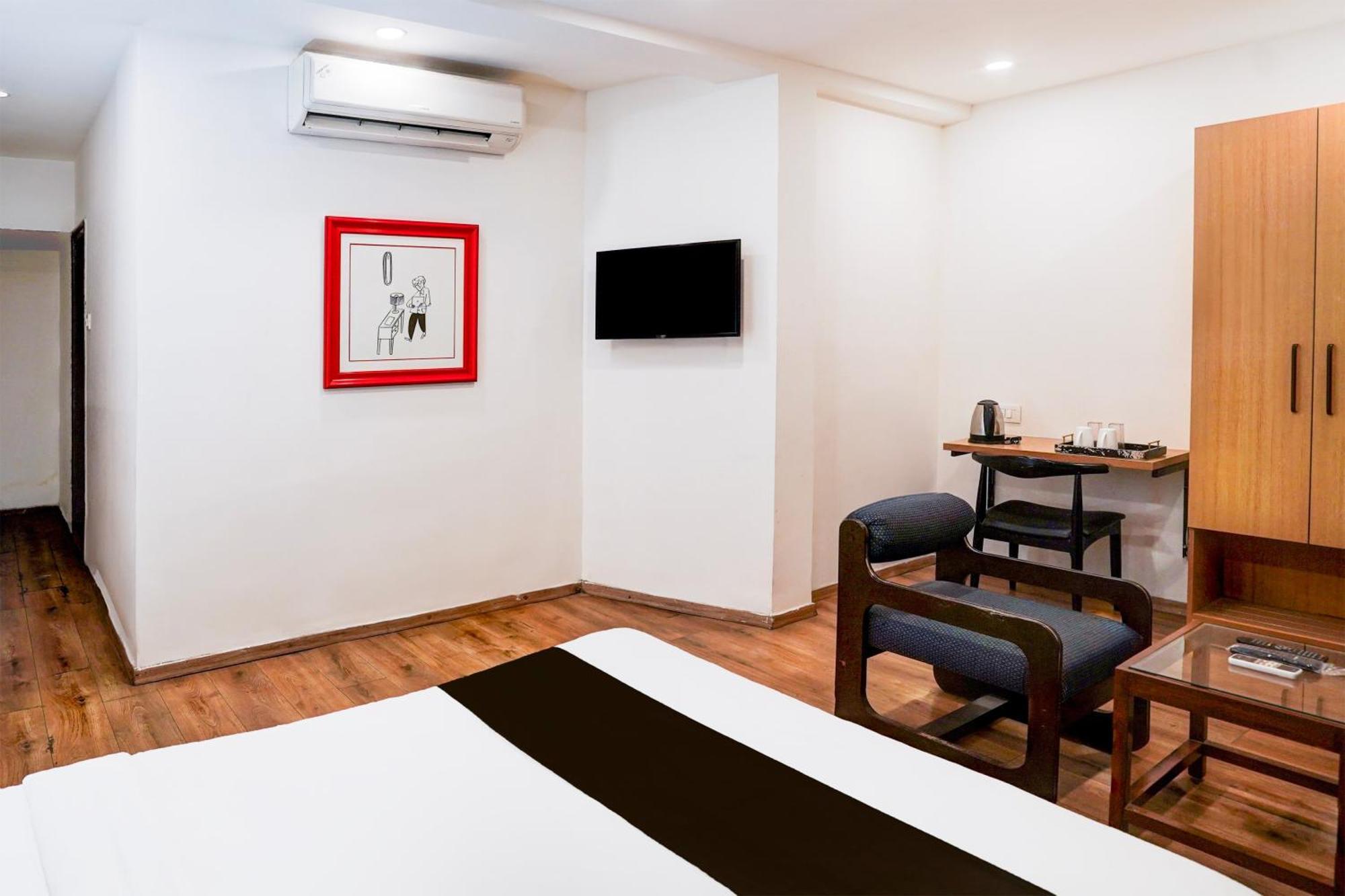 Super Townhouse Nagpur Railway Station Hotel Bagian luar foto