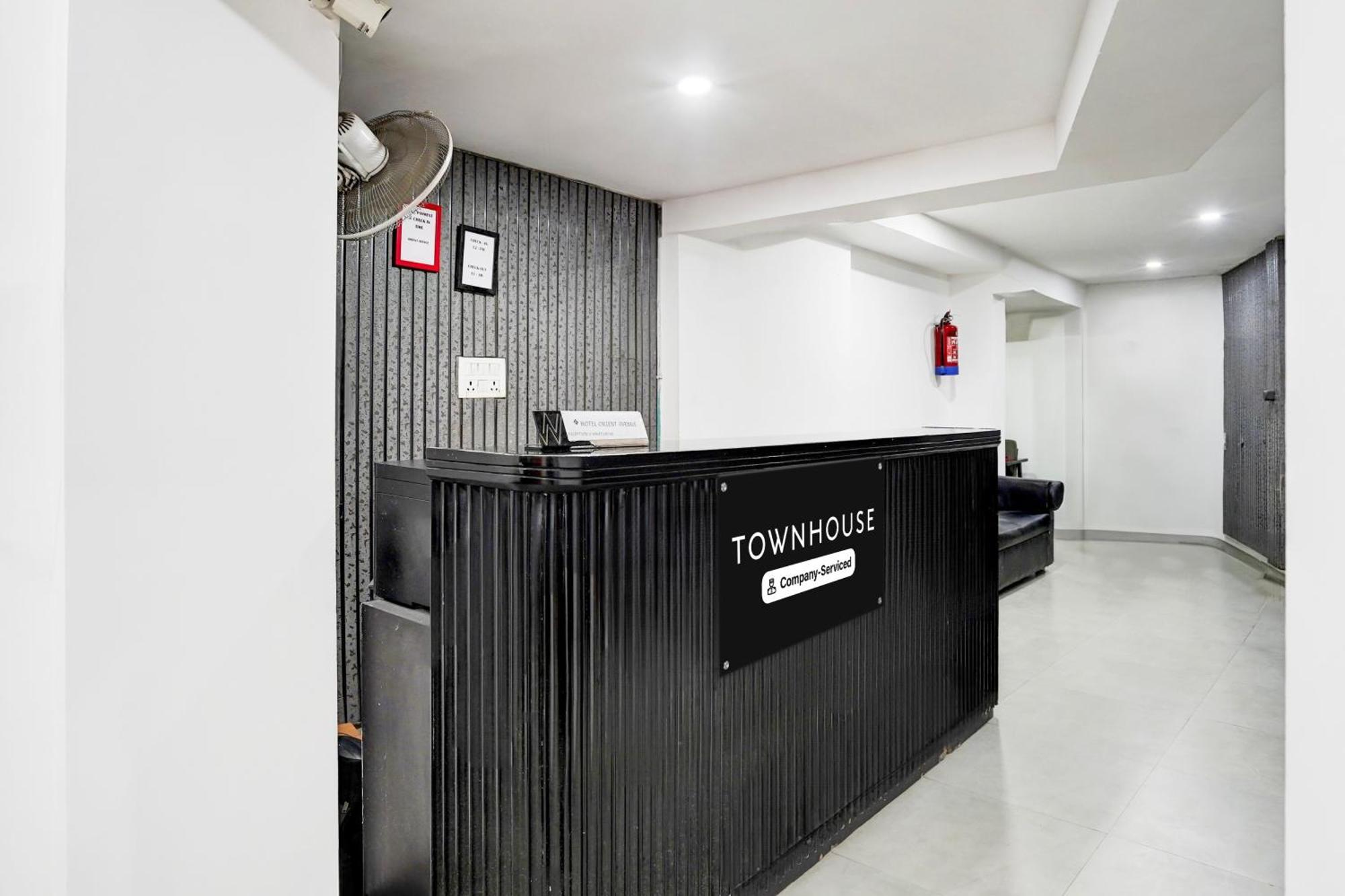 Super Townhouse Nagpur Railway Station Hotel Bagian luar foto
