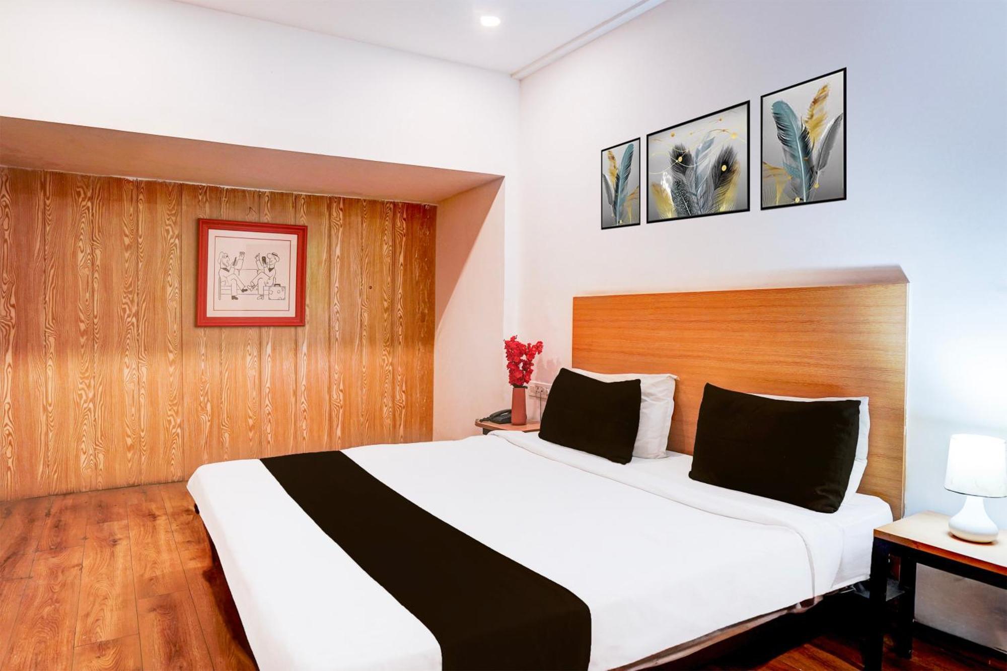 Super Townhouse Nagpur Railway Station Hotel Bagian luar foto