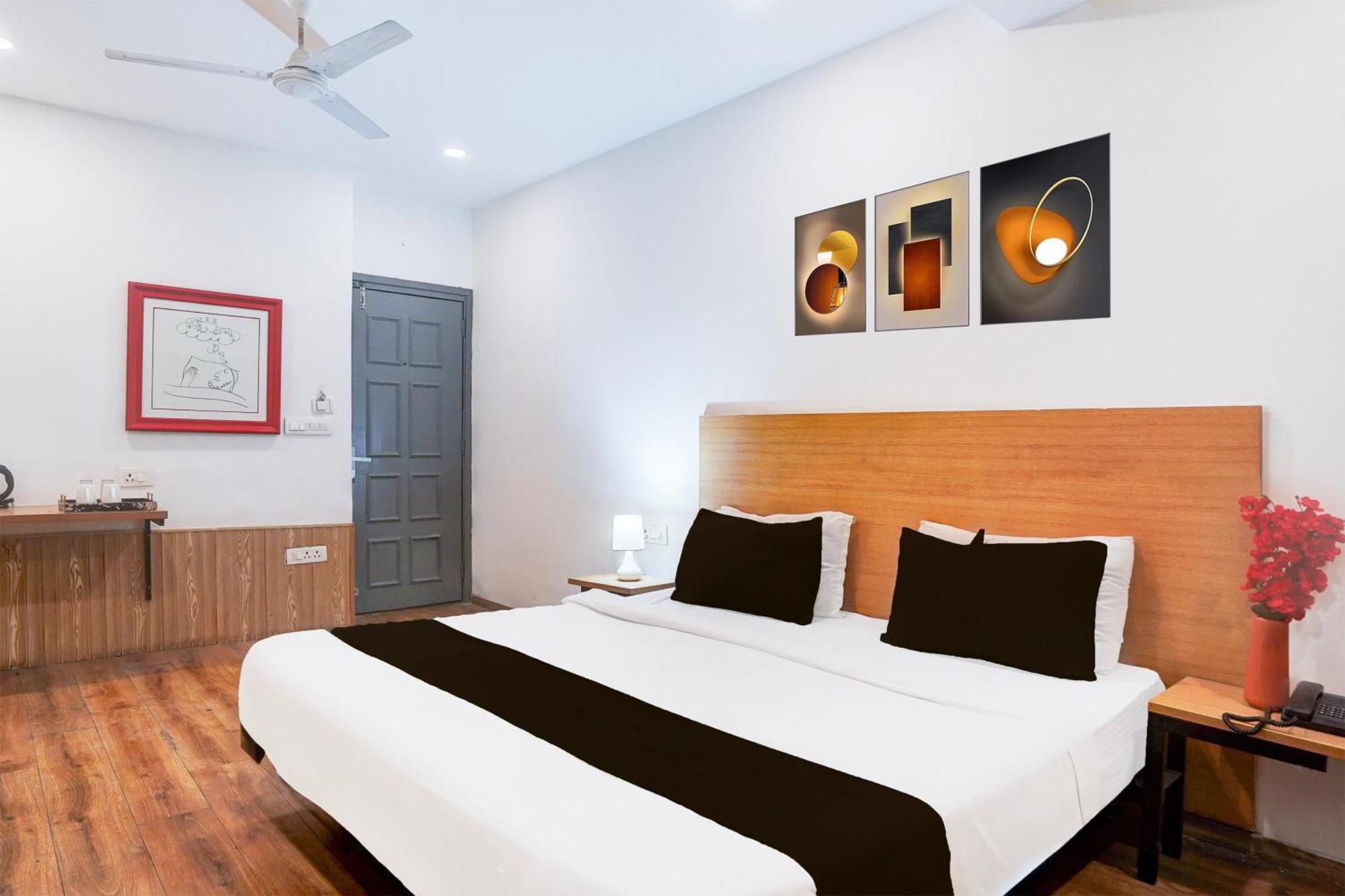 Super Townhouse Nagpur Railway Station Hotel Bagian luar foto